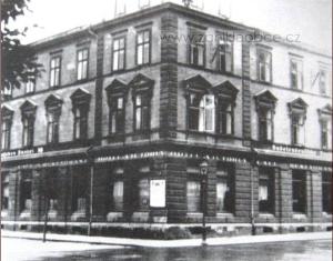 Hotel Viktoria na poč. 30.let (zdroj:zanikleobce.cz)